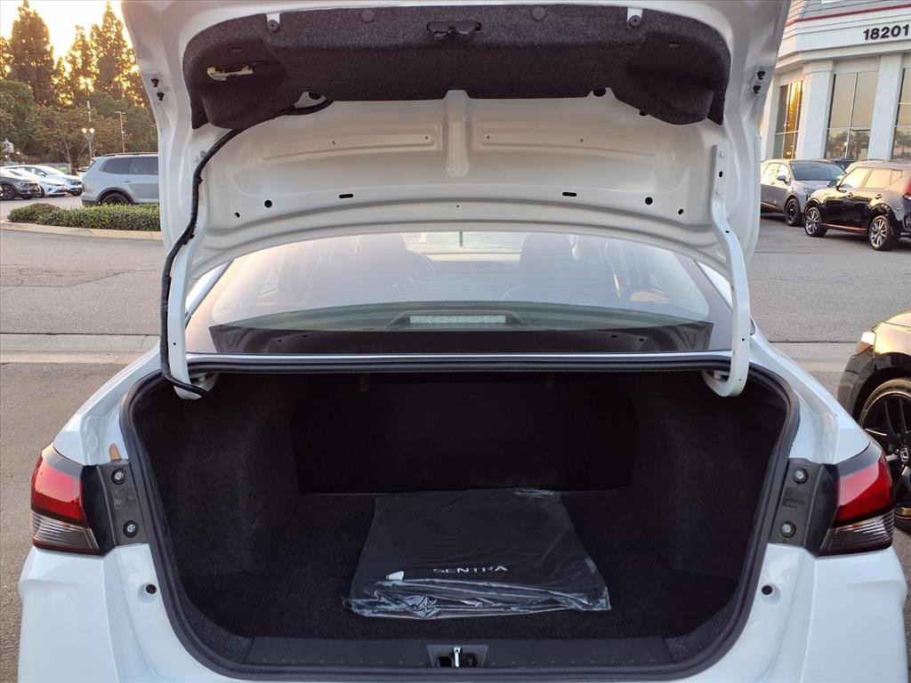 Used 2024 Nissan Versa S w/ Trunk Package image 25