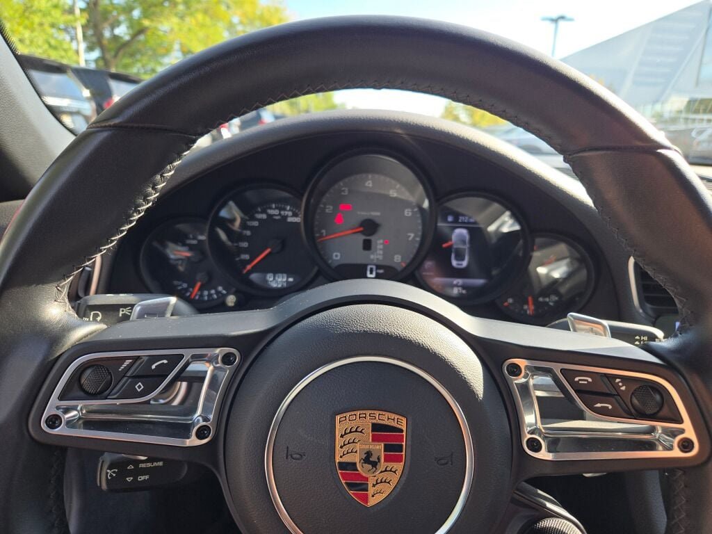 Used 2019 Porsche 911 Carrera S image 35