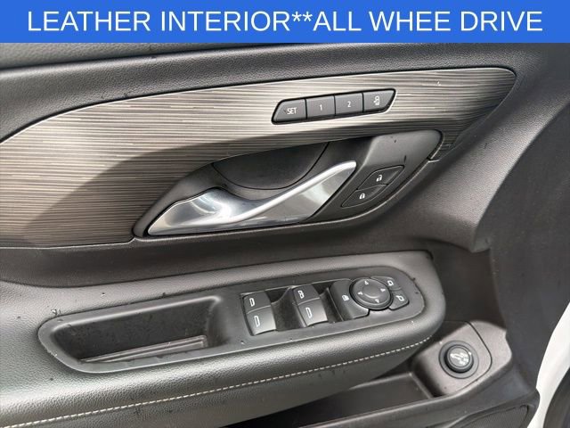 Used 2024 GMC Terrain SLT image 26