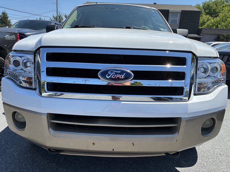 Used 2013 Ford Expedition EL XLT AWD/4WD image 2