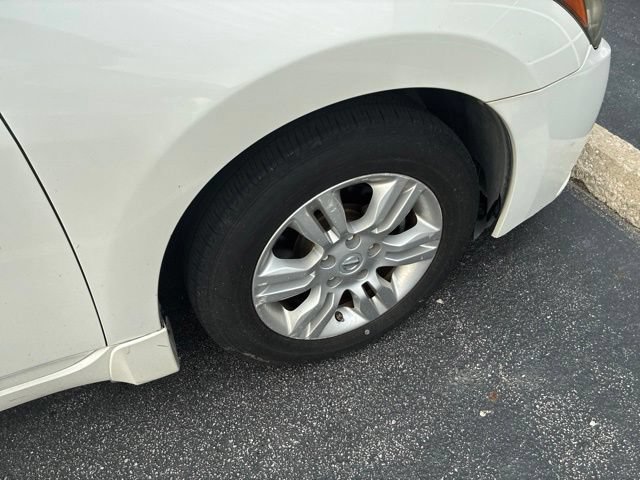 Used 2012 Nissan Altima 3.5 SR w/ 3.5SR Premium Pkg FWD image 14