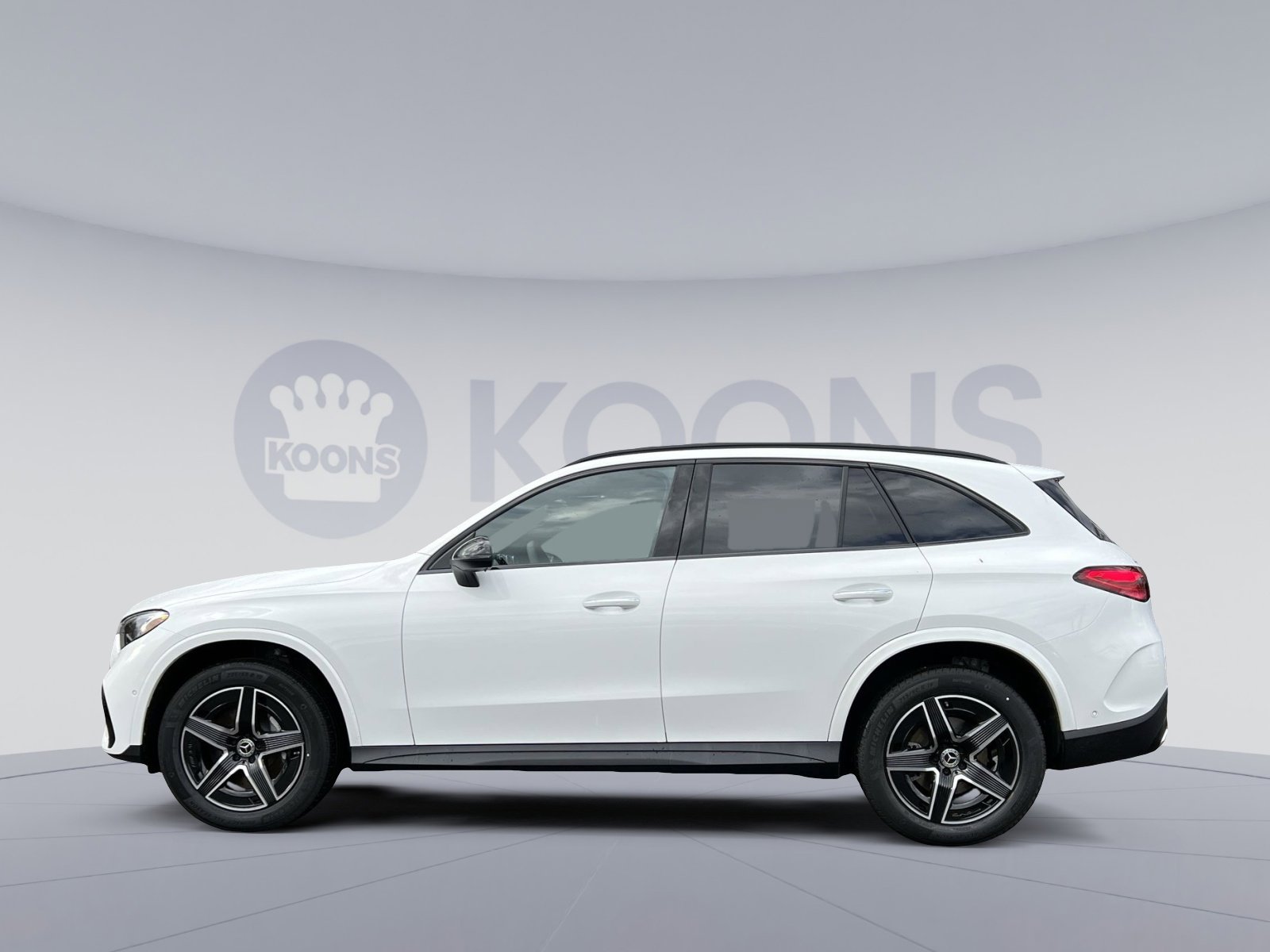 New 2026 Mercedes-Benz GLC 300 4MATIC image 2