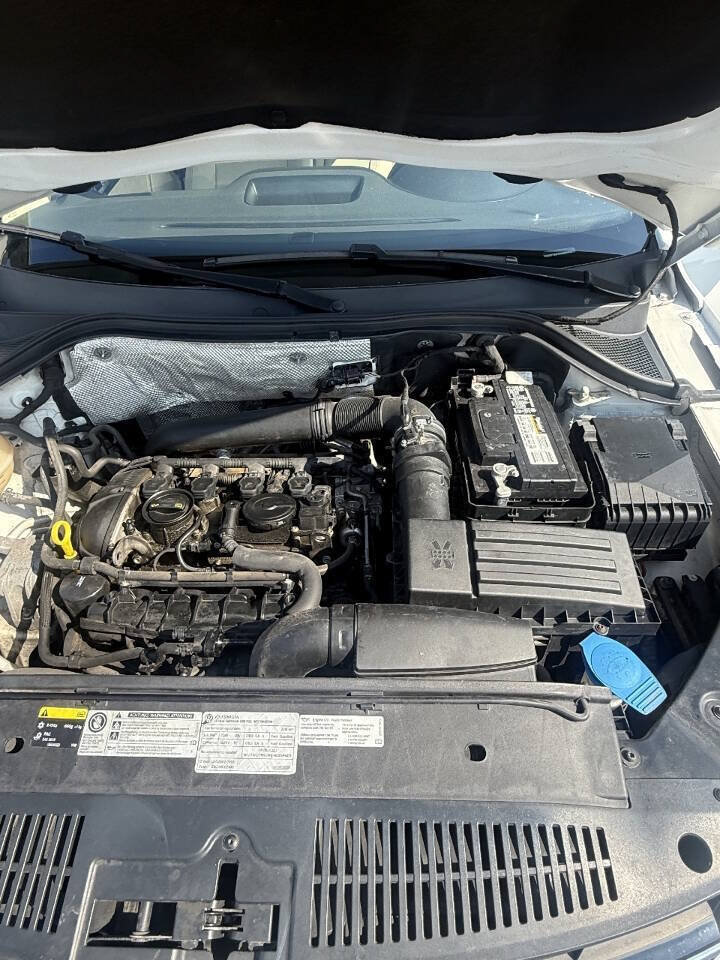 Used 2016 Volkswagen Tiguan S FWD image 13