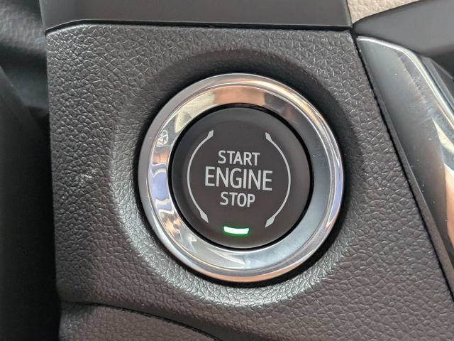 Used 2026 Buick Encore GX Avenir AWD/4WD image 31