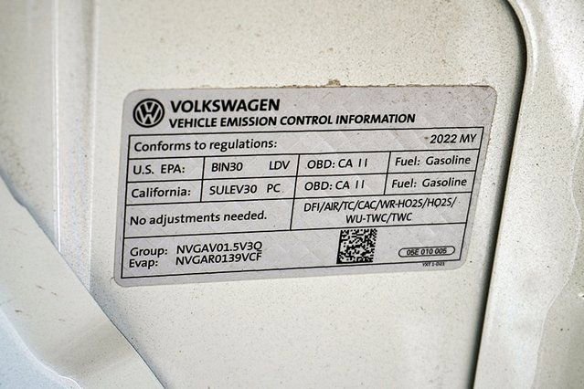 Used 2022 Volkswagen Taos S image 33