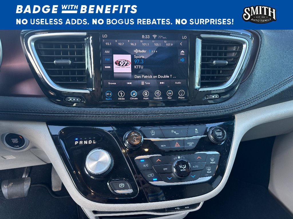 Used 2019 Chrysler Pacifica Limited FWD image 16