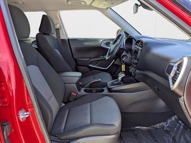 Used 2023 Kia Soul LX w/ LX Technology Package image 19