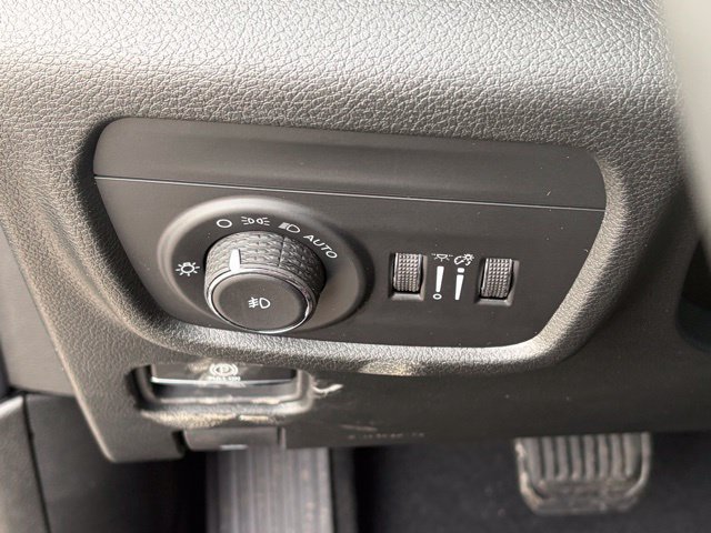 New 2026 Jeep Grand Cherokee Limited w/ Limited Altitude Package AWD/4WD image 28