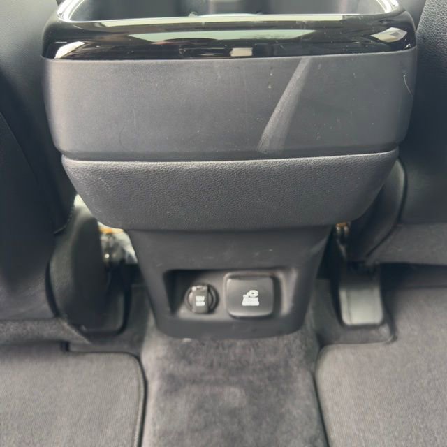 Used 2021 Kia Telluride SX w/ SX Prestige Package image 17