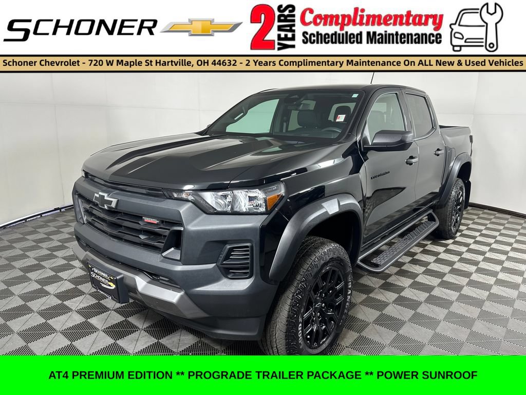 Used 2024 Chevrolet Colorado Trail Boss w/ Advanced Trailering Package AWD/4WD image 1