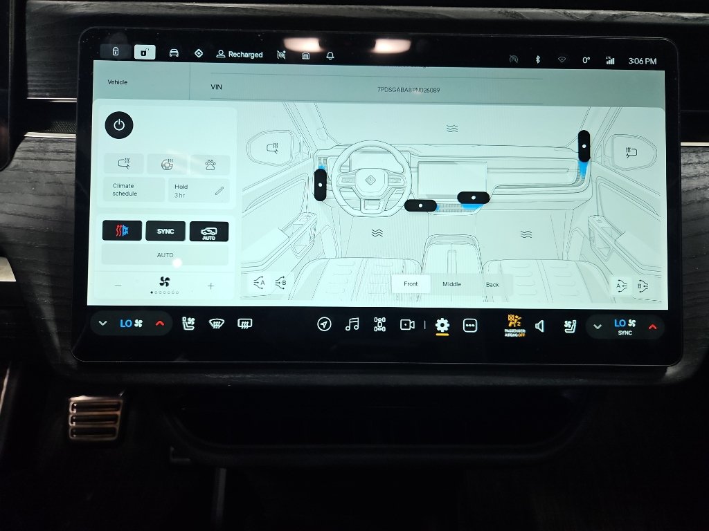 Used 2023 Rivian R1S Adventure AWD/4WD image 14