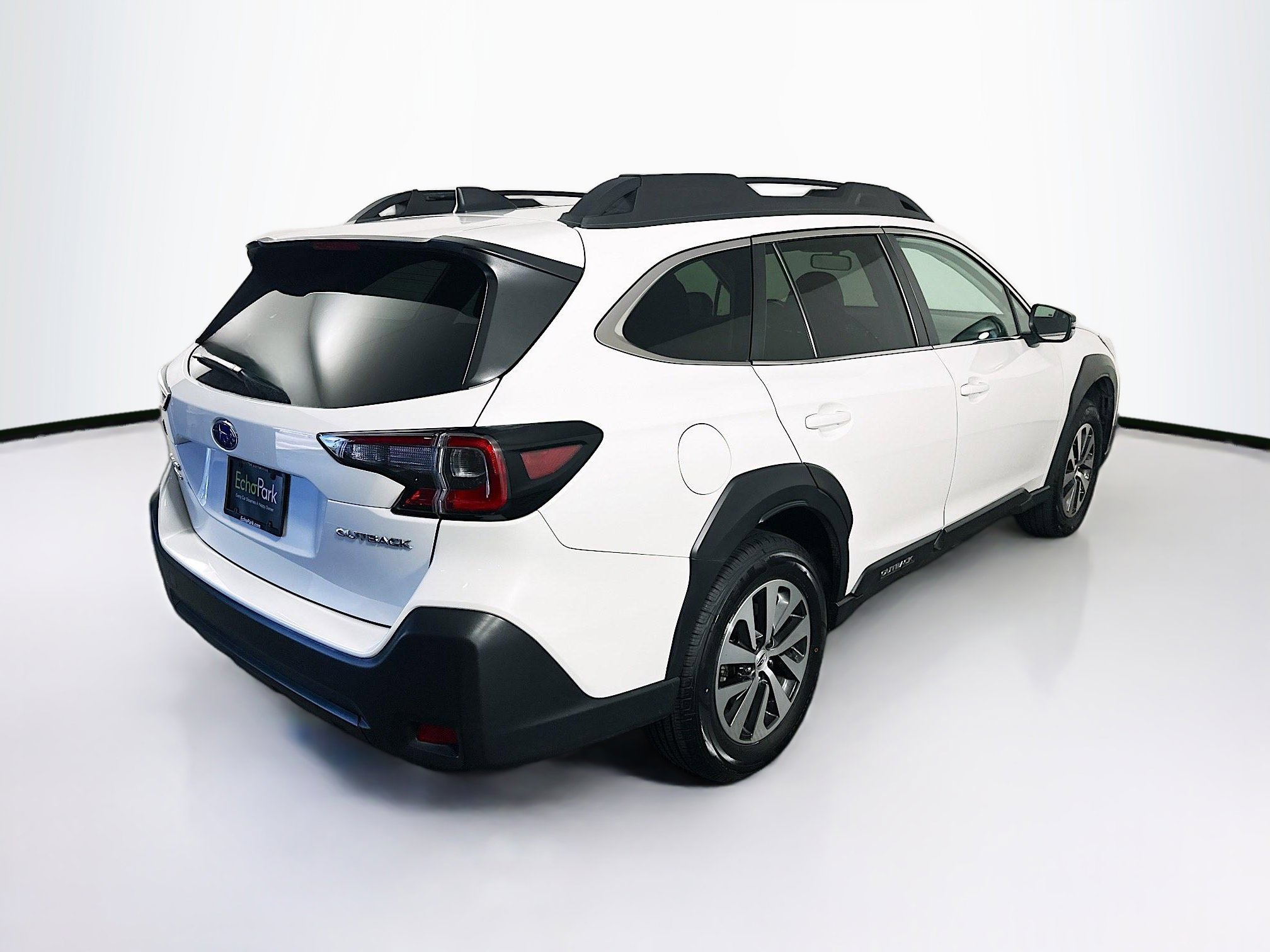 Used 2025 Subaru Outback Premium AWD/4WD image 9