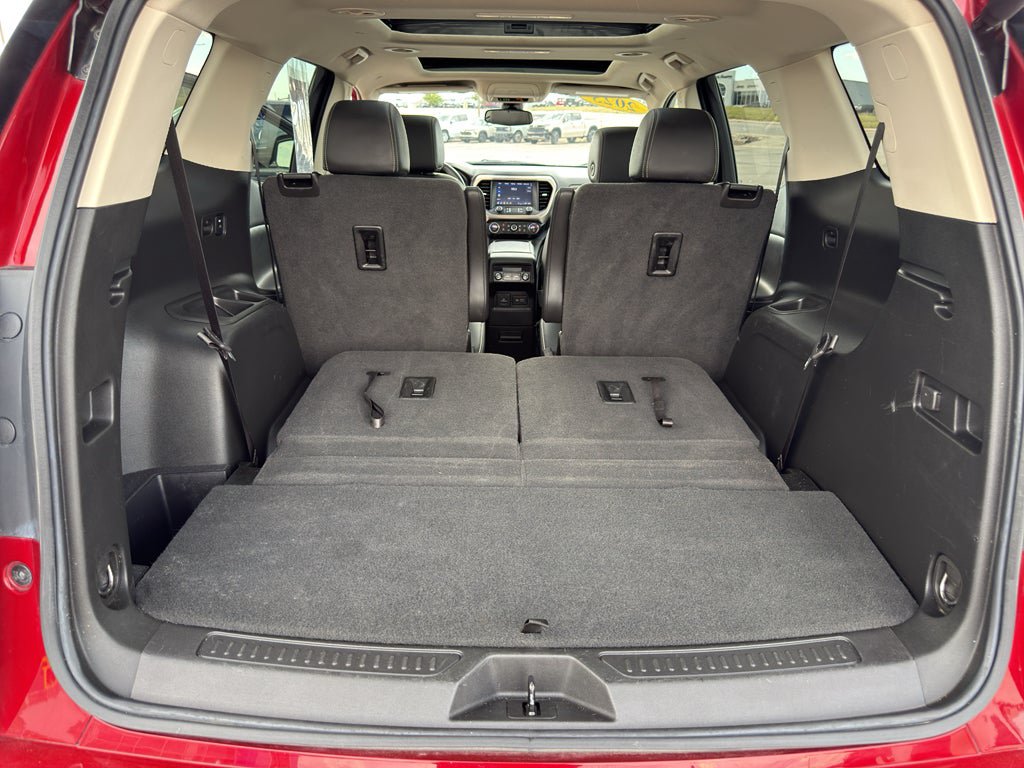 Used 2023 GMC Acadia Denali w/ Trailering Package AWD/4WD image 26