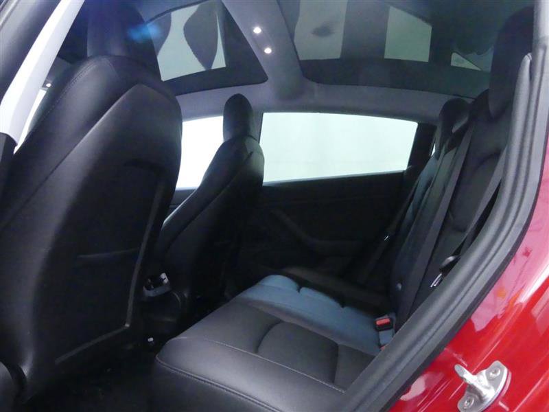 Used 2019 Tesla Model 3 Standard Range Plus image 24