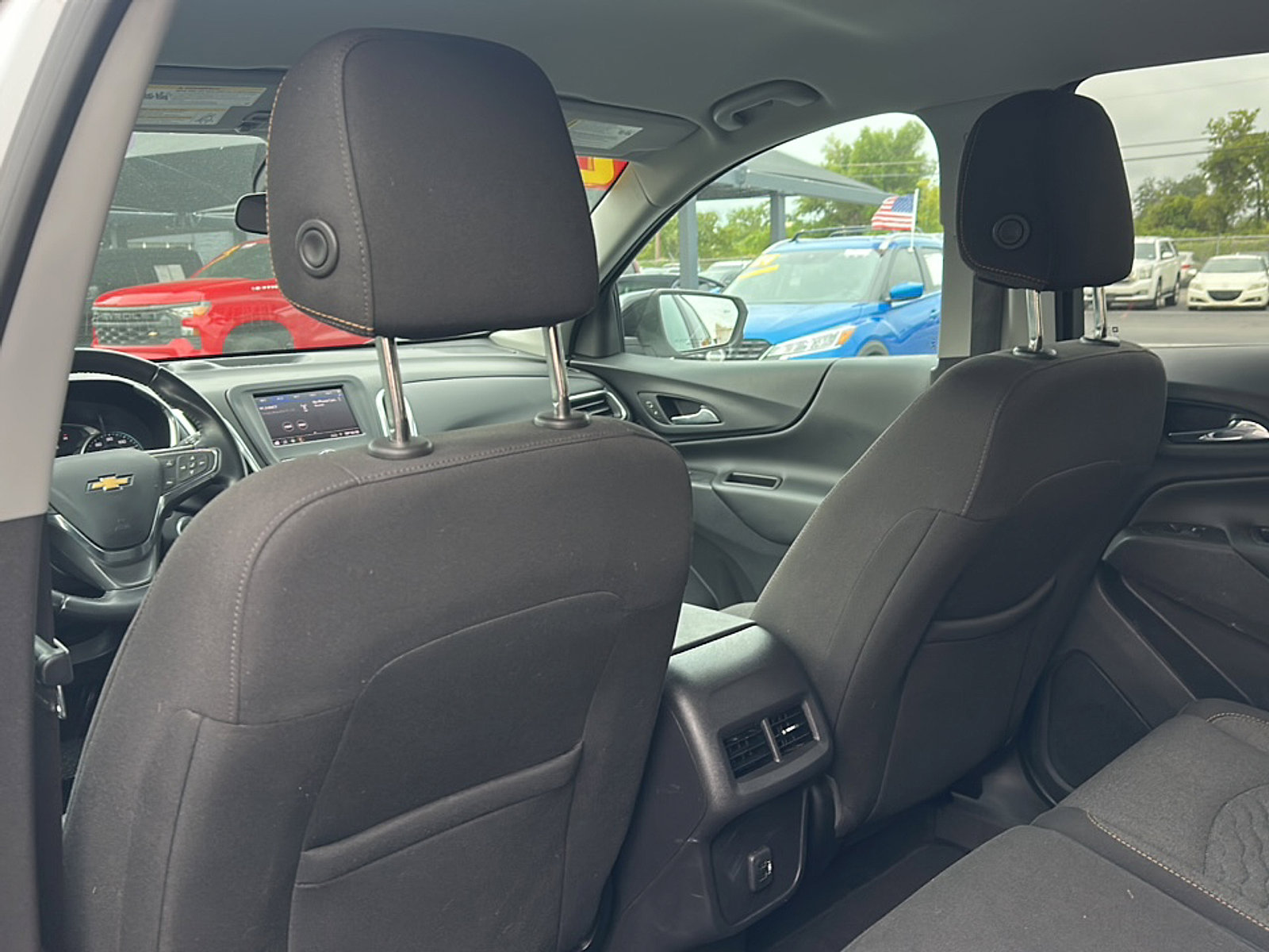 Used 2021 Chevrolet Equinox LT image 17