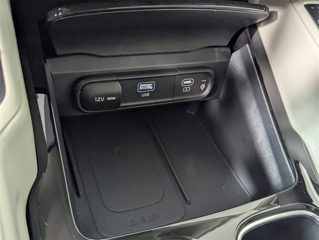 Used 2023 Kia Telluride S image 22