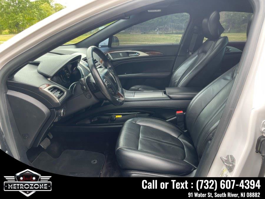 Used 2017 Lincoln MKZ Reserve w/ Technology Package AWD/4WD image 18