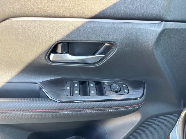 New 2027 Nissan Kicks SR FWD image 22