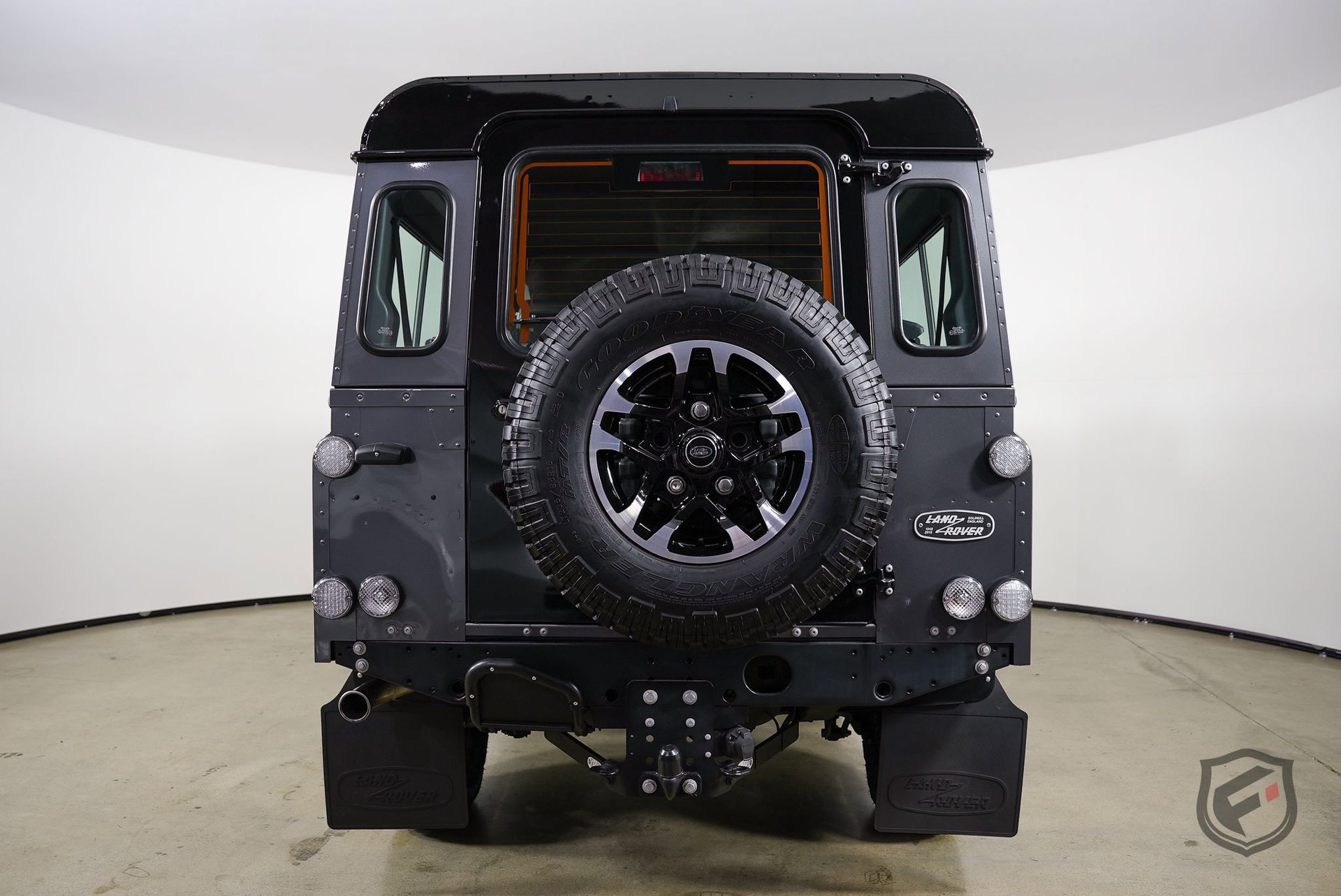 Used 1991 Land Rover Defender 110 image 8