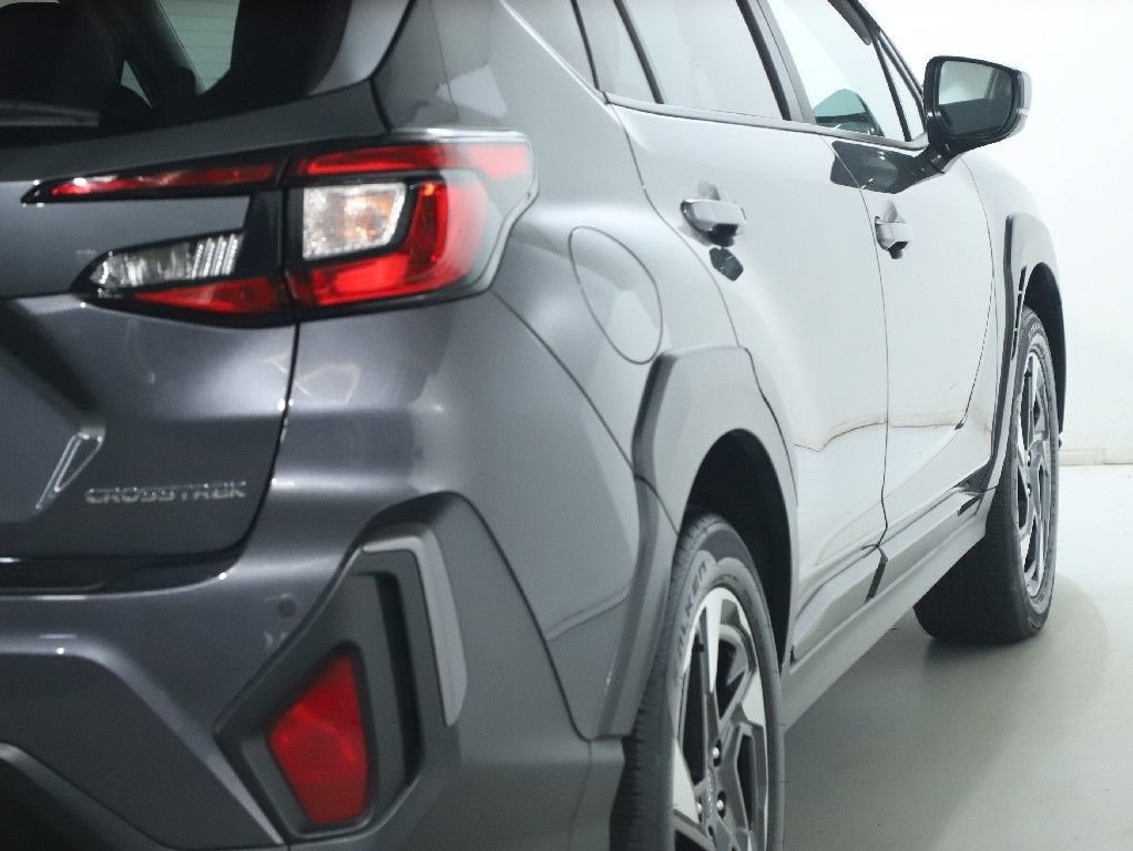 Used 2025 Subaru Crosstrek 2.5i Limited AWD/4WD image 46