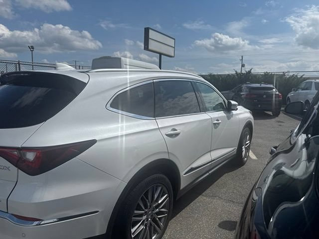 Used 2022 Acura MDX w/ Advance Package AWD/4WD image 5