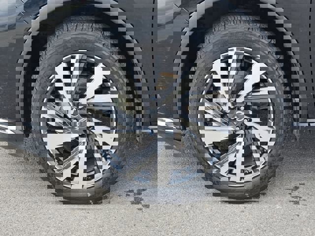 Used 2018 Nissan Murano Platinum w/ Cargo Package image 13