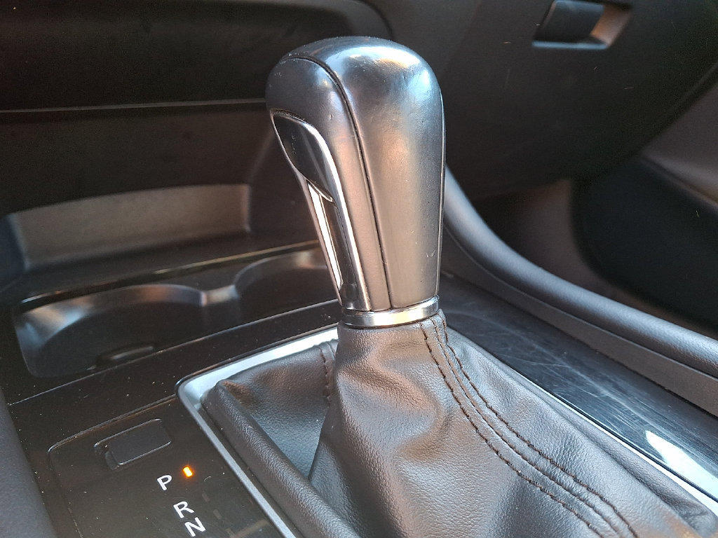 Used 2024 MAZDA MAZDA3 s FWD image 14
