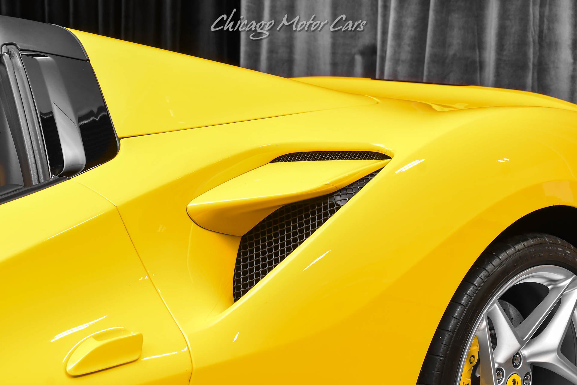 Used 2023 Ferrari F8 Tributo RWD image 36