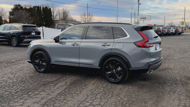 Used 2024 Honda CR-V Sport Touring image 6