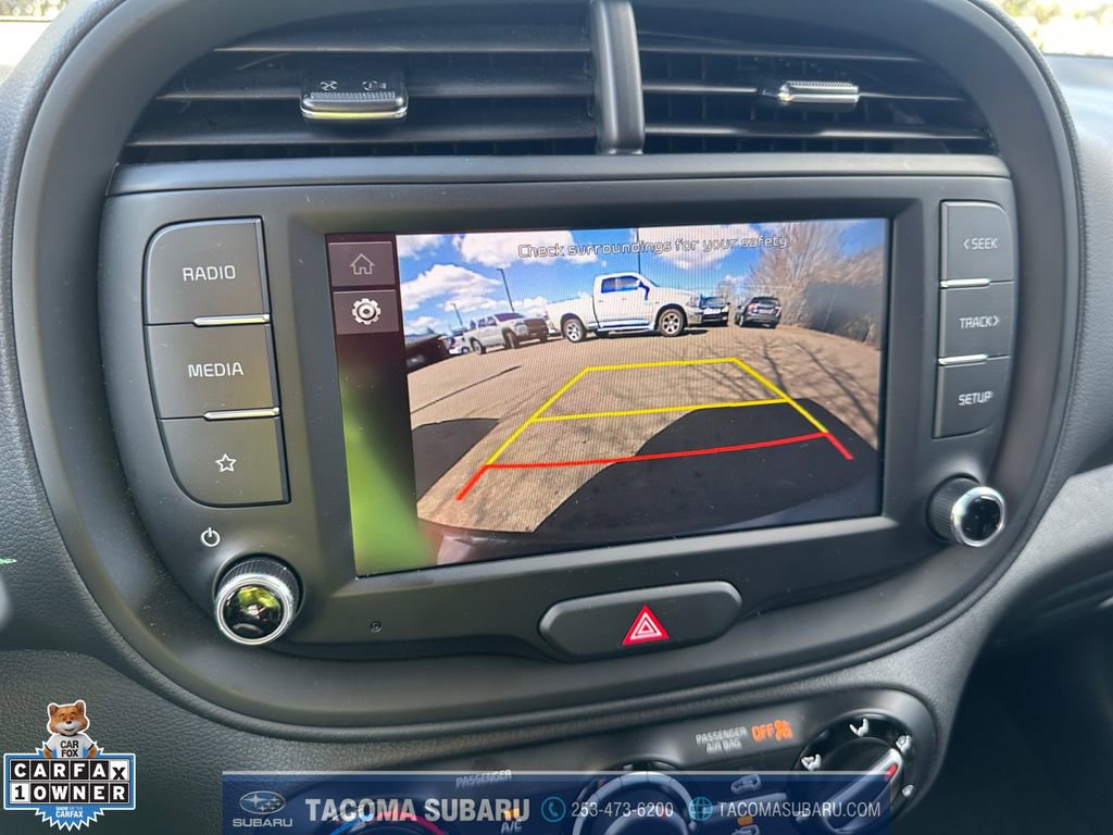 Used 2025 Kia Soul LX w/ LX Technology Package FWD image 22