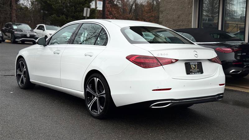 Used 2024 Mercedes-Benz C 300 Sedan image 3