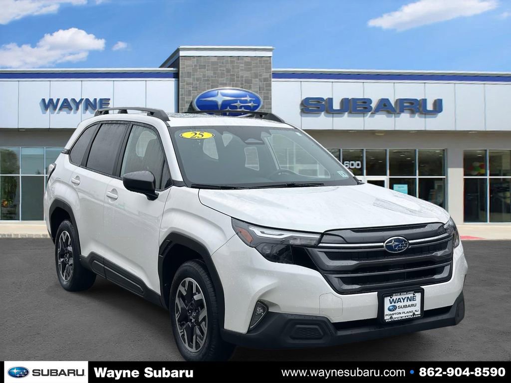 Used 2025 Subaru Forester Premium image 1