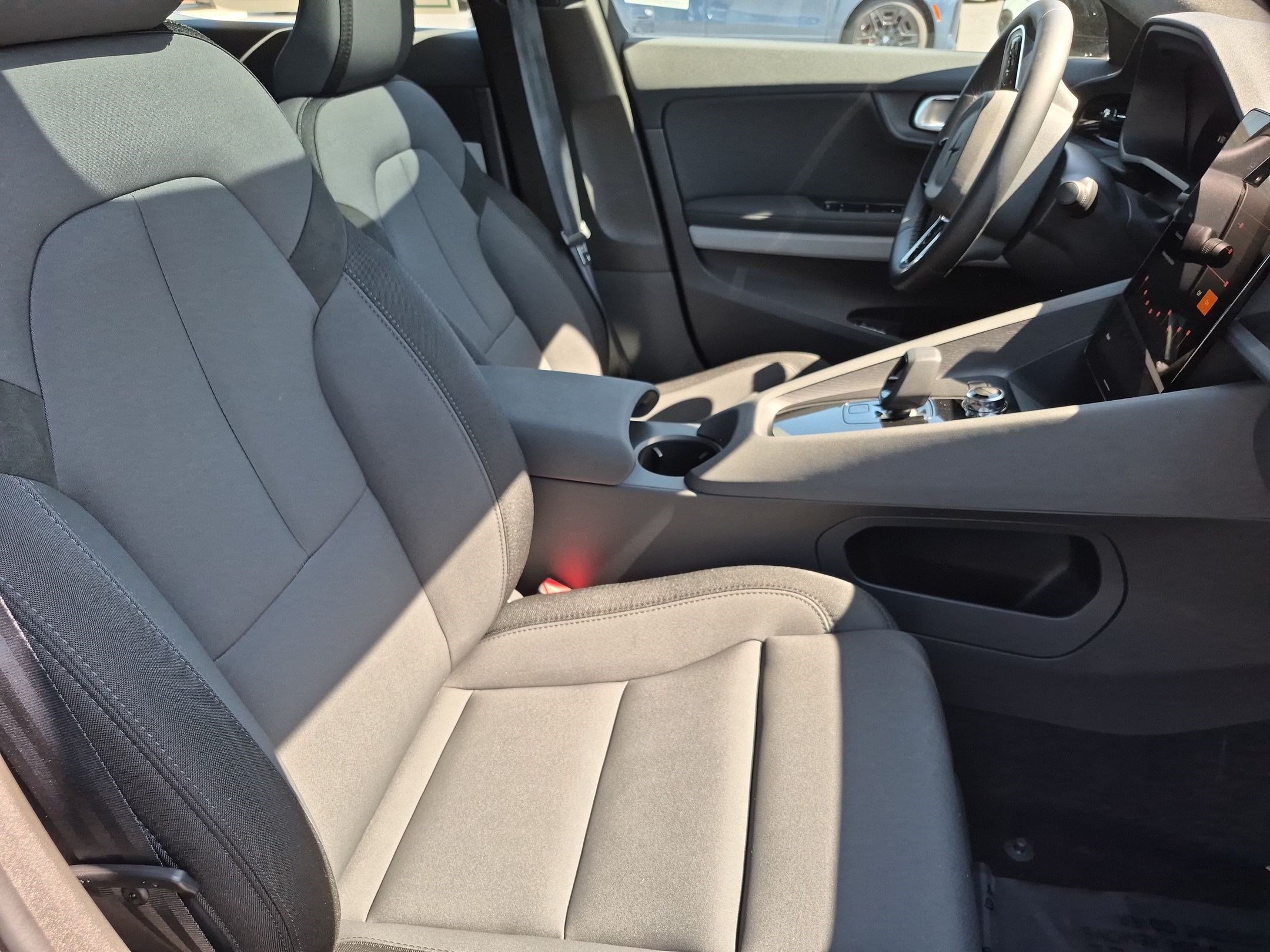 Used 2024 Polestar Polestar 2 AWD/4WD image 33