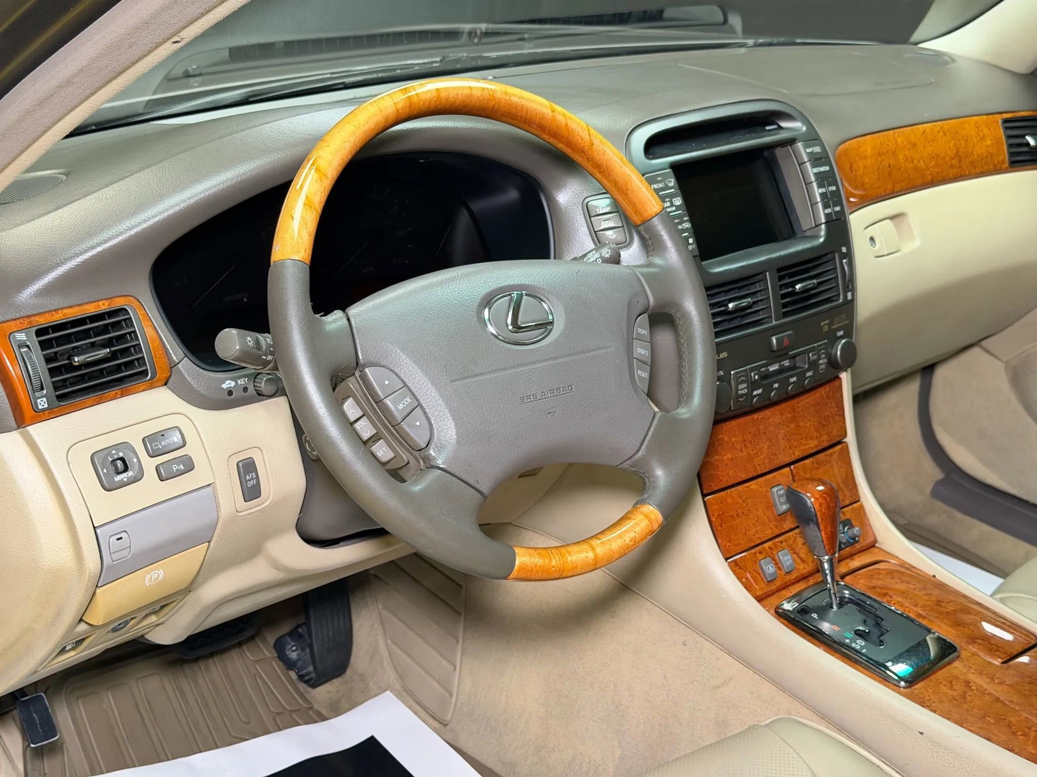 Used 2005 Lexus LS 430 image 52