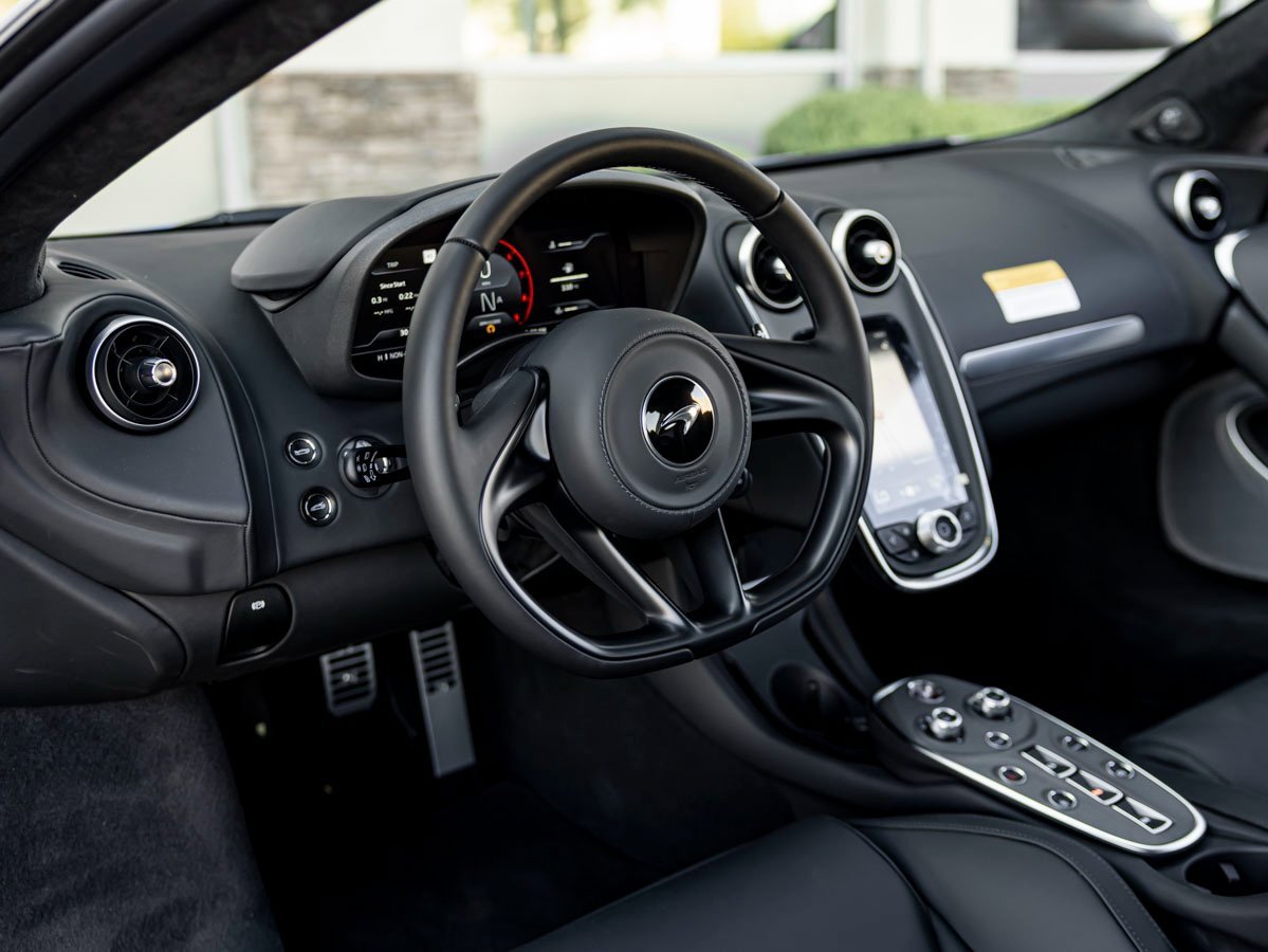 New 2025 McLaren GTS image 15