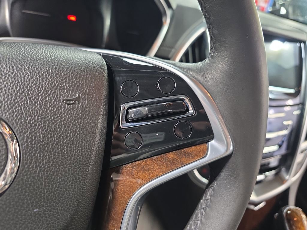Used 2015 Cadillac SRX Luxury w/ Driver Awareness Package image 18