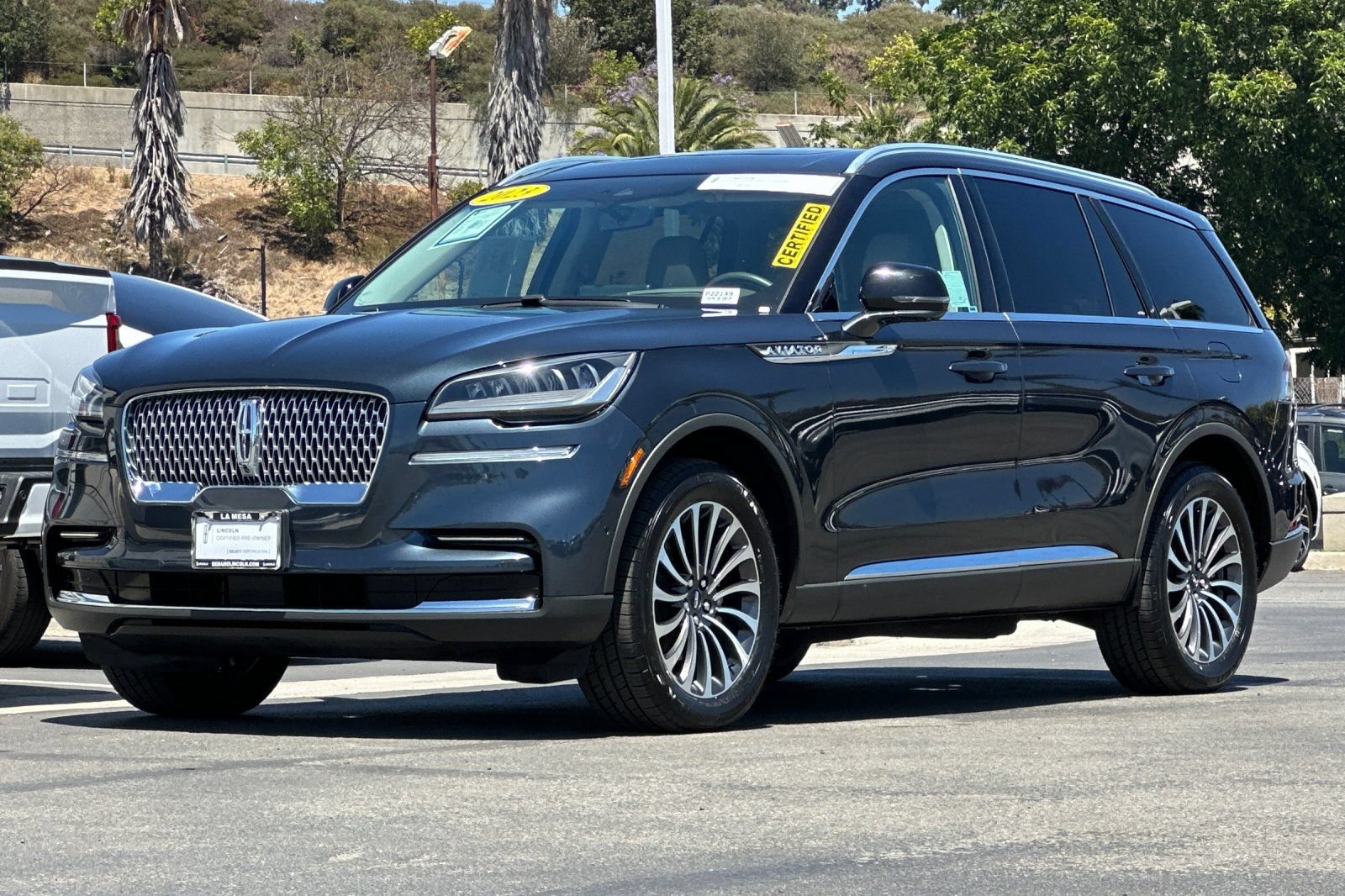 Certified 2023 Lincoln Aviator Reserve w/ Equipment Group 201A AWD/4WD image 7