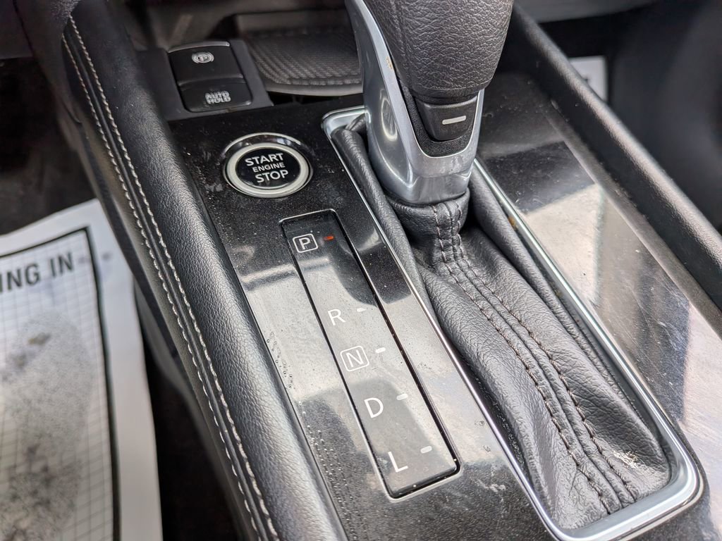 Used 2024 Nissan Kicks SV image 16