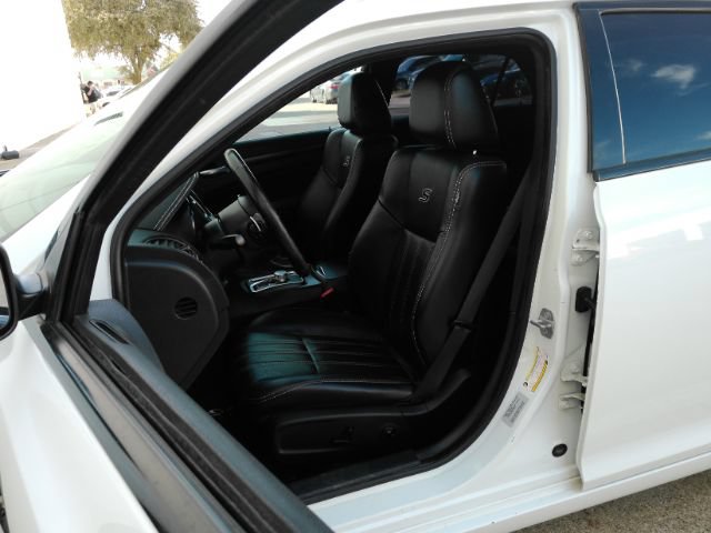 Used 2015 Chrysler 300 S AWD/4WD image 14