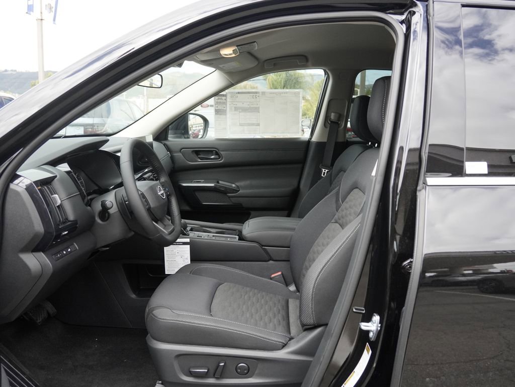 New 2026 Nissan Pathfinder SV FWD image 16