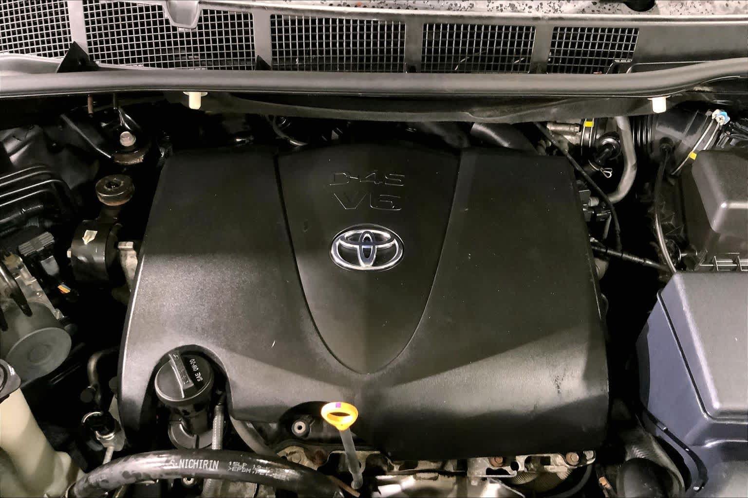 Used 2017 Toyota Sienna XLE FWD image 33