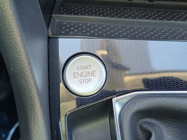 New 2026 Volkswagen Taos SE image 29