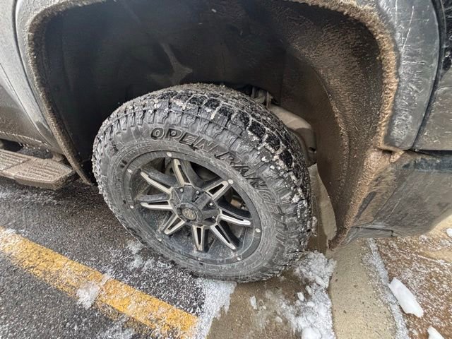 Used 2020 Chevrolet Silverado 2500 High Country w/ Z71 Off-Road Package image 7