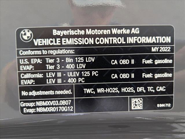 Used 2022 BMW 740i w/ M Sport Package RWD image 27