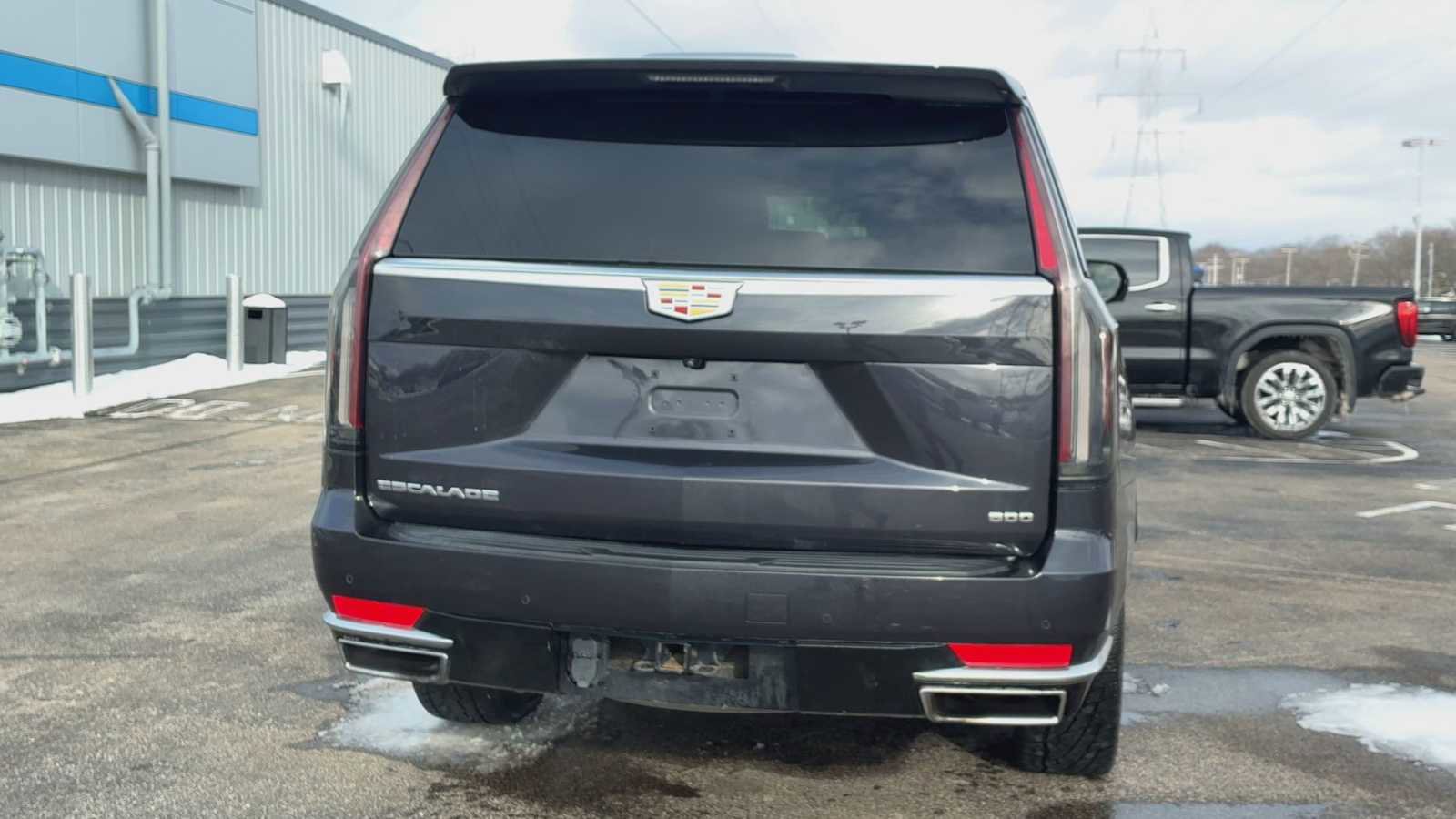 Certified 2024 Cadillac Escalade ESV Luxury image 3