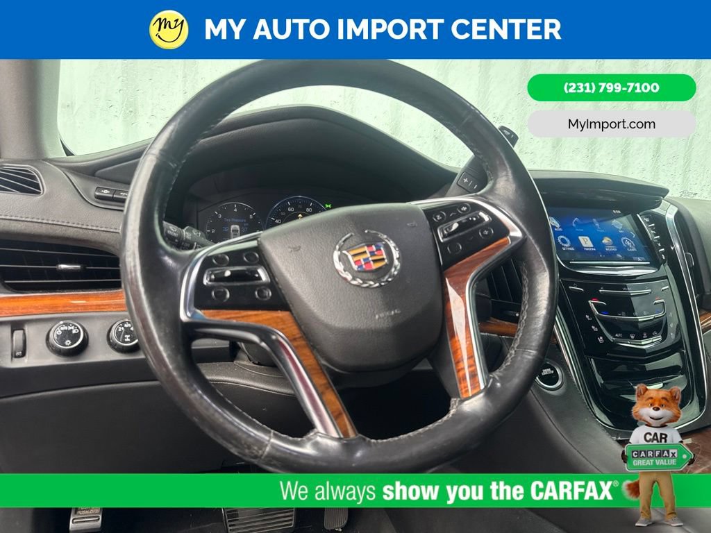 Used 2015 Cadillac Escalade Luxury AWD/4WD image 9