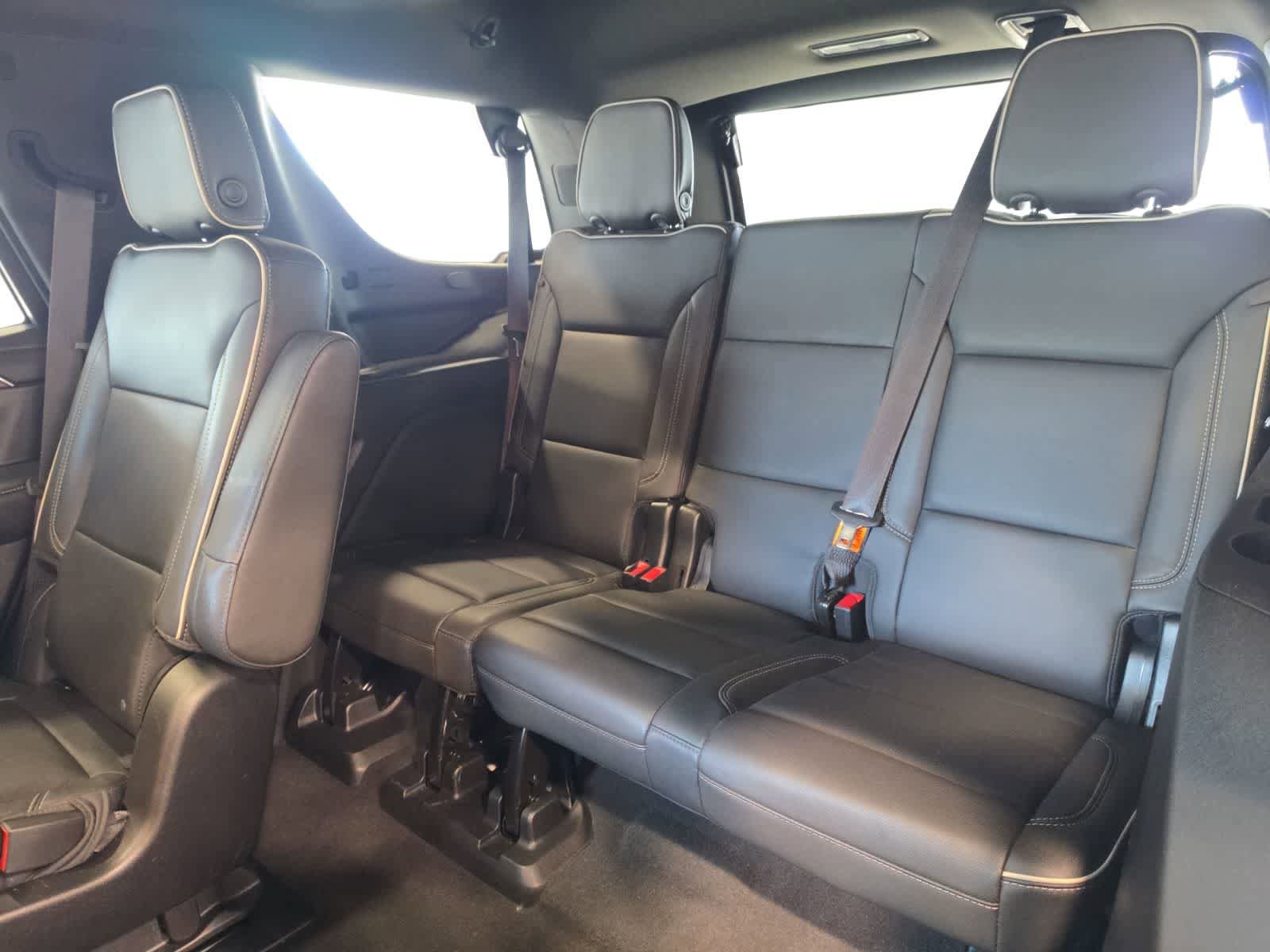 Used 2023 Chevrolet Tahoe Premier AWD/4WD image 37