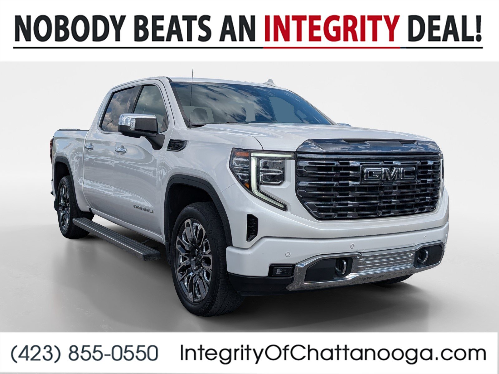 Used 2024 GMC Sierra 1500 Denali Ultimate AWD/4WD image 1