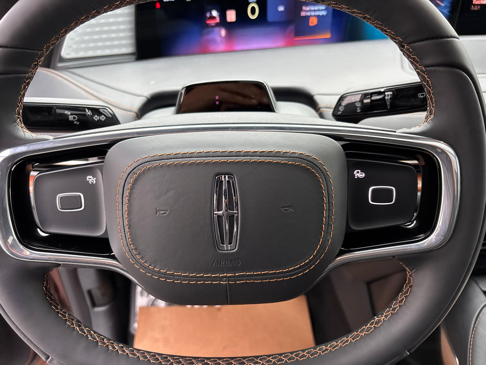 New 2025 Lincoln Navigator L Black Label image 15