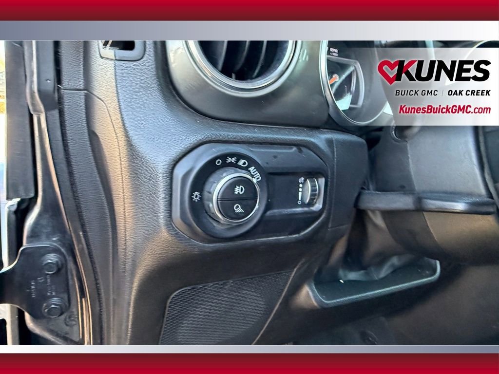 Used 2023 Jeep Gladiator Overland image 8